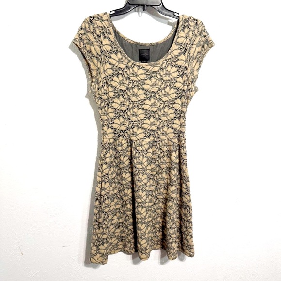 Deletta Tan and Brown eyelet Dress Fit and Flare small - Picture 1 of 6